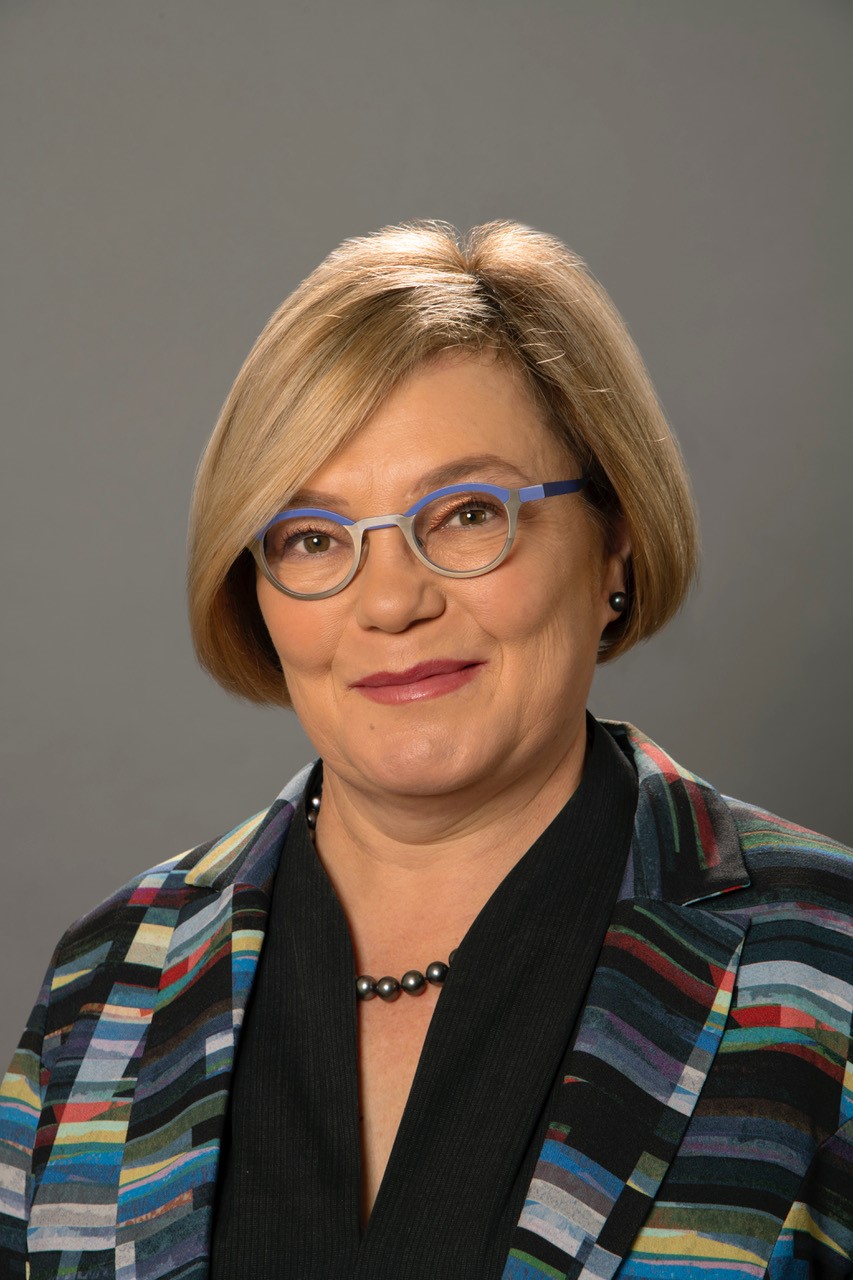 Professor Paula Jarzabkowski CV